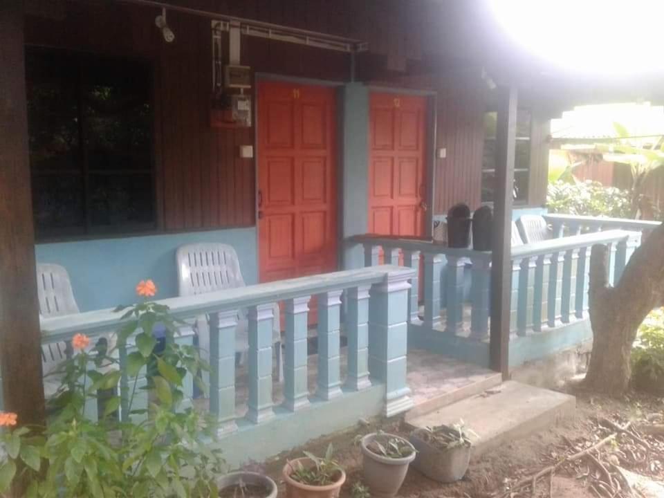 Ella'S Place Salang Tioman Kampong Ayer Batang Quarto foto